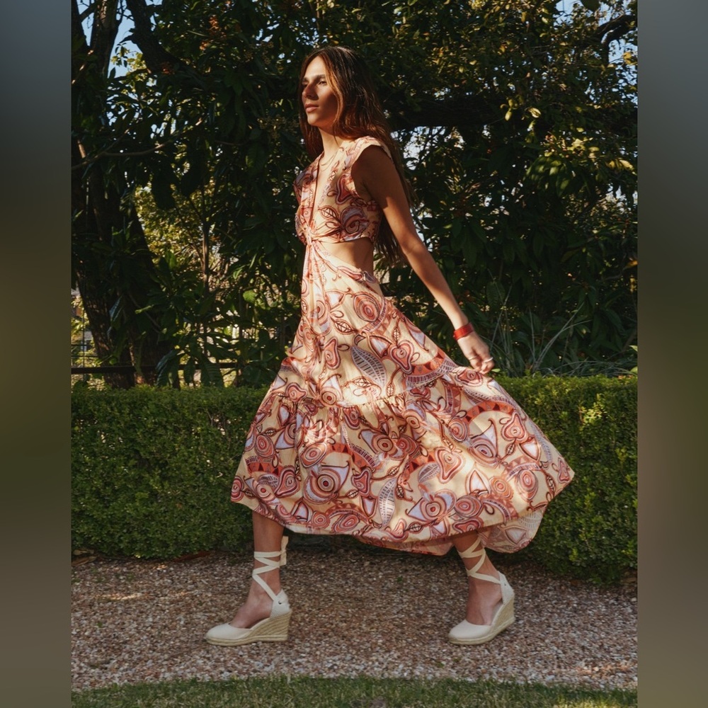 Saludos The Marseille Wedge Espadrille Women’s 11 La Concha Ivory Sandals